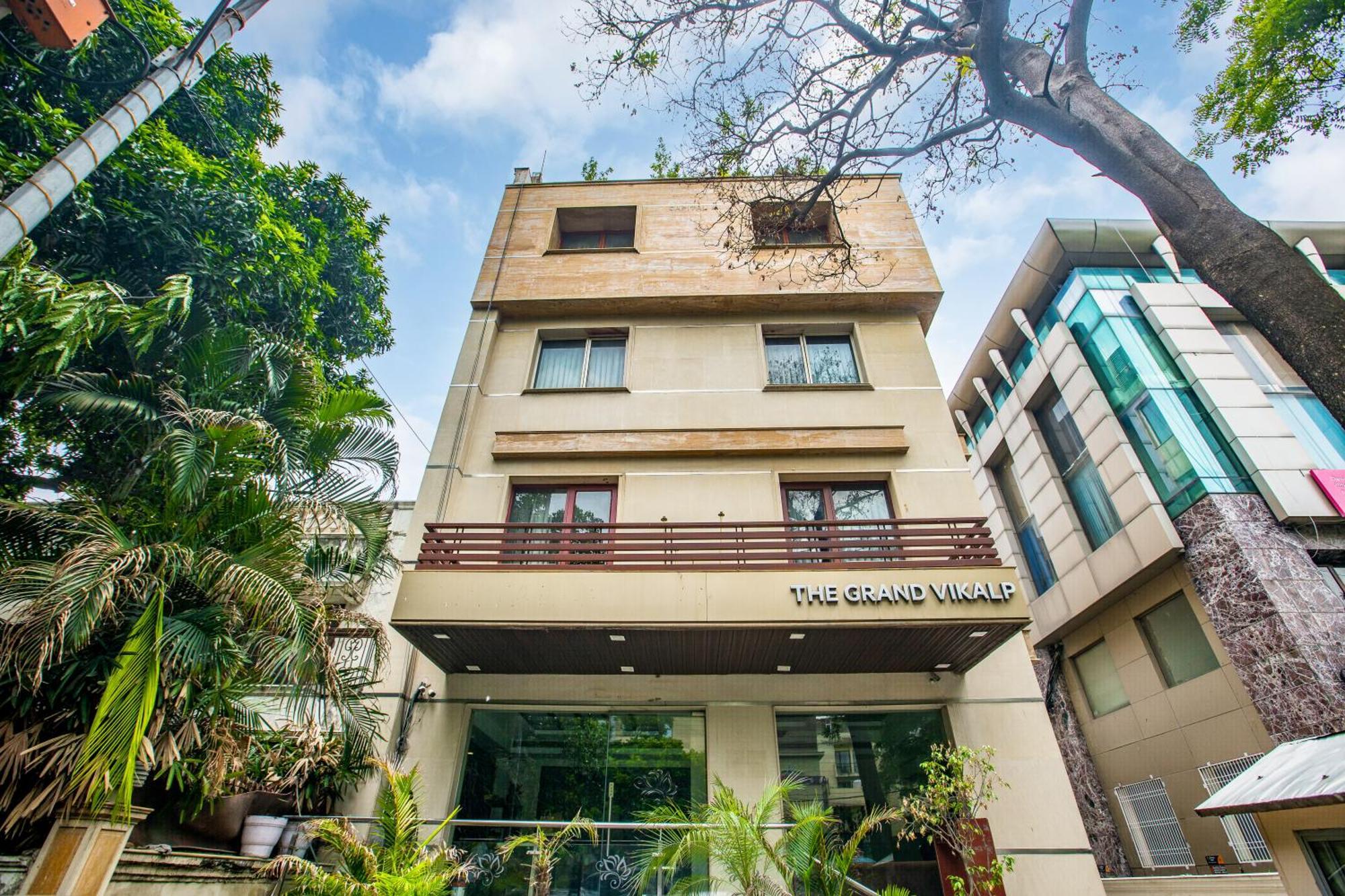 The Grand Vikalp By Saga Hotels New Delhi Exteriör bild