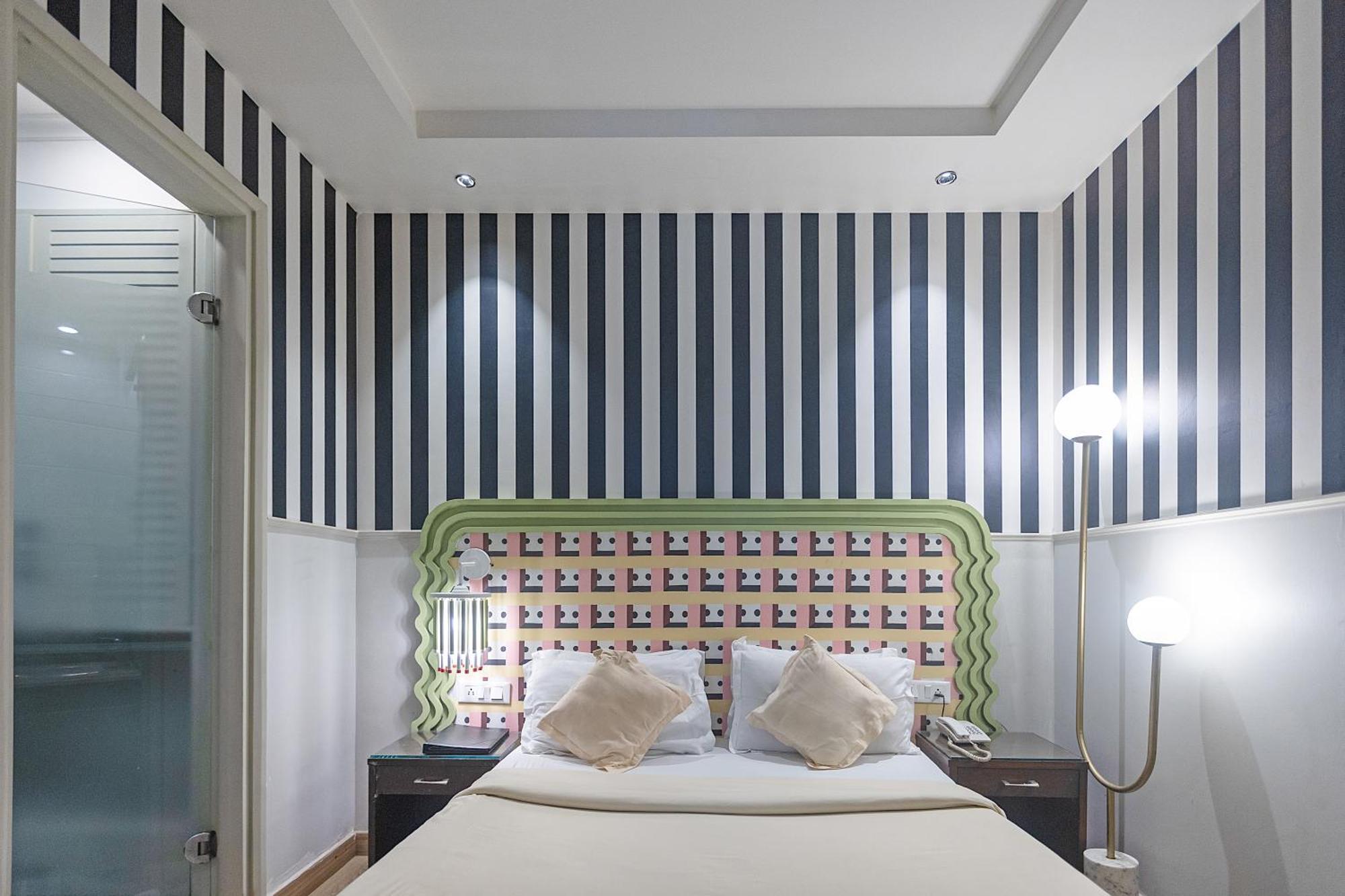 The Grand Vikalp By Saga Hotels New Delhi Exteriör bild