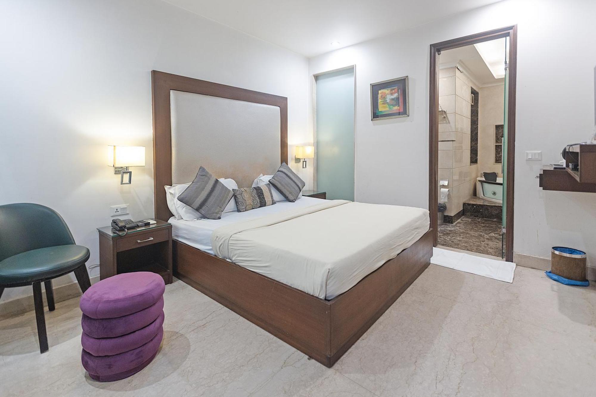 The Grand Vikalp By Saga Hotels New Delhi Exteriör bild