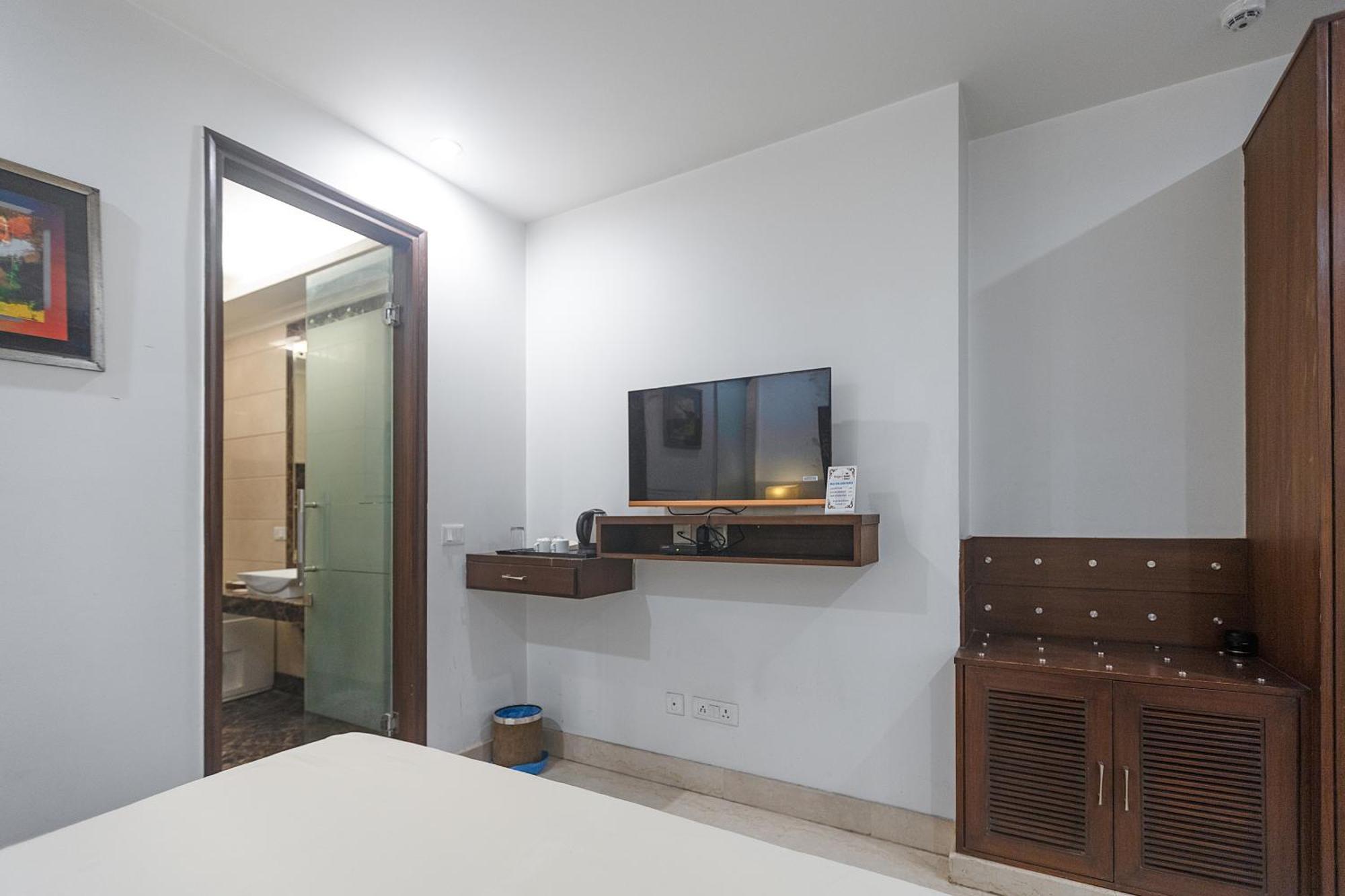 The Grand Vikalp By Saga Hotels New Delhi Exteriör bild