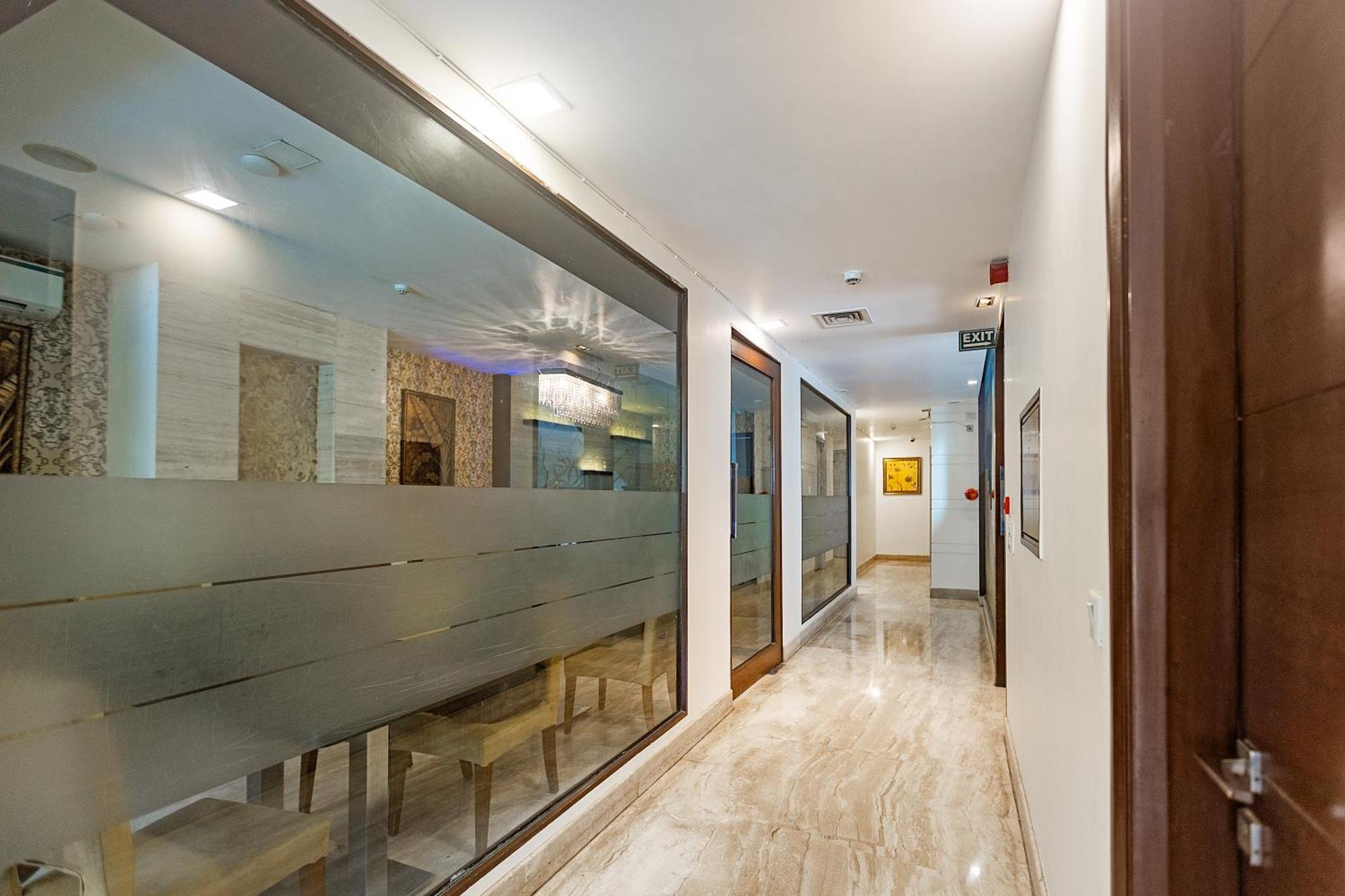 The Grand Vikalp By Saga Hotels New Delhi Exteriör bild