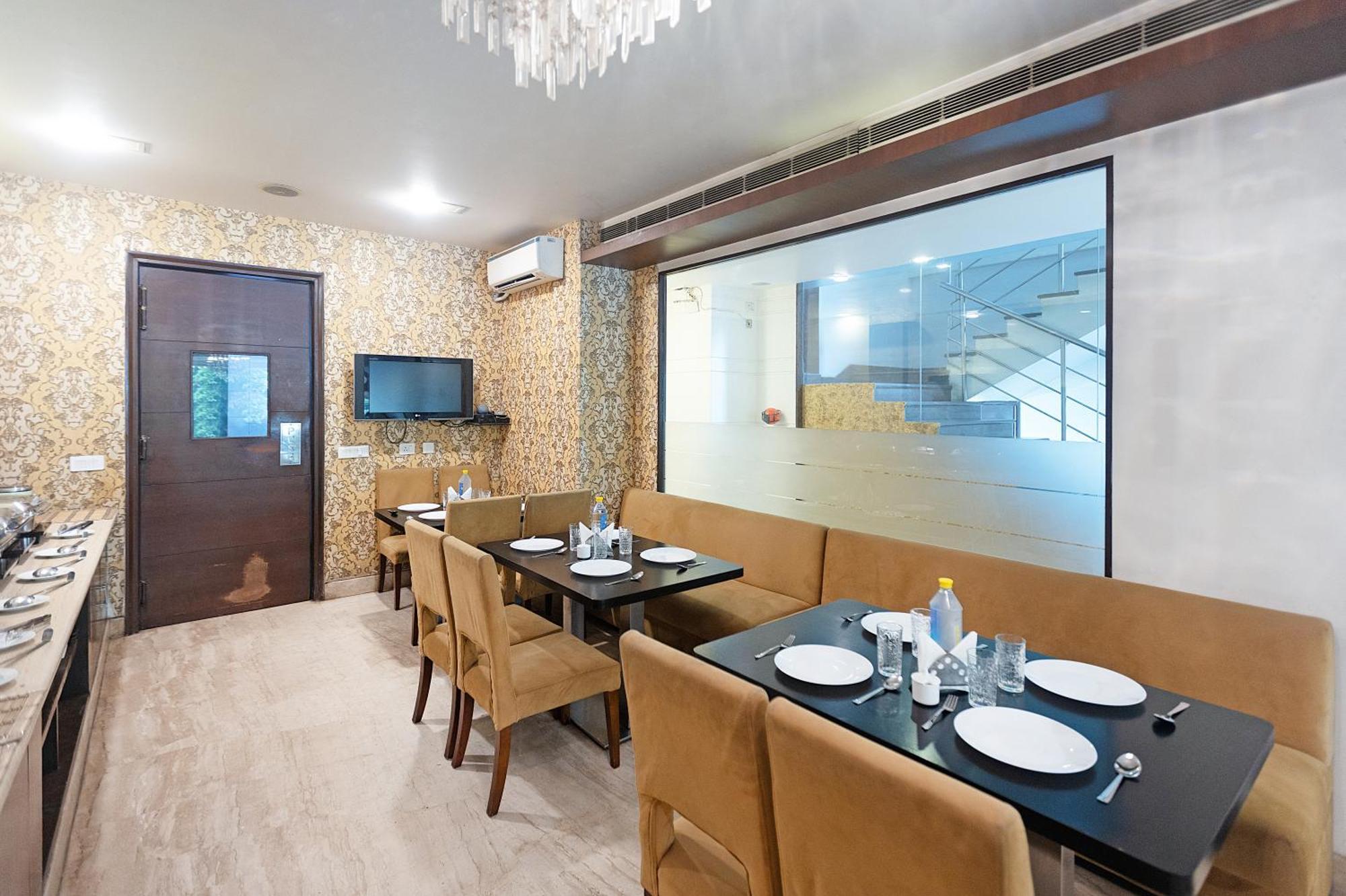 The Grand Vikalp By Saga Hotels New Delhi Exteriör bild